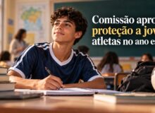 Jovem-atleta-estudando-na-sala-de-aula