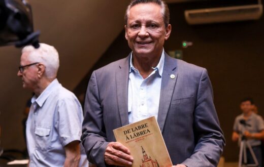 Galeria digital criada por lei reúne escritores ligados à literatura do Amazonas