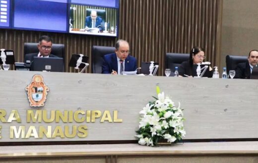 Projetos em fases distintas avançam na Câmara de Manaus
