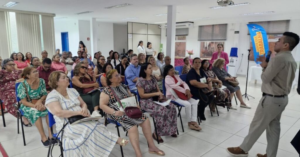 Manausprev apresenta serviços e ações psicossociais a servidores recém-aposentados