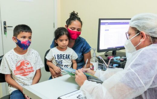 Manaus registra 37,5% de acompanhamento de saúde entre beneficiários do Bolsa Família